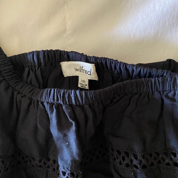 Aritzia Hollande Blouse - Picture 7 of 8